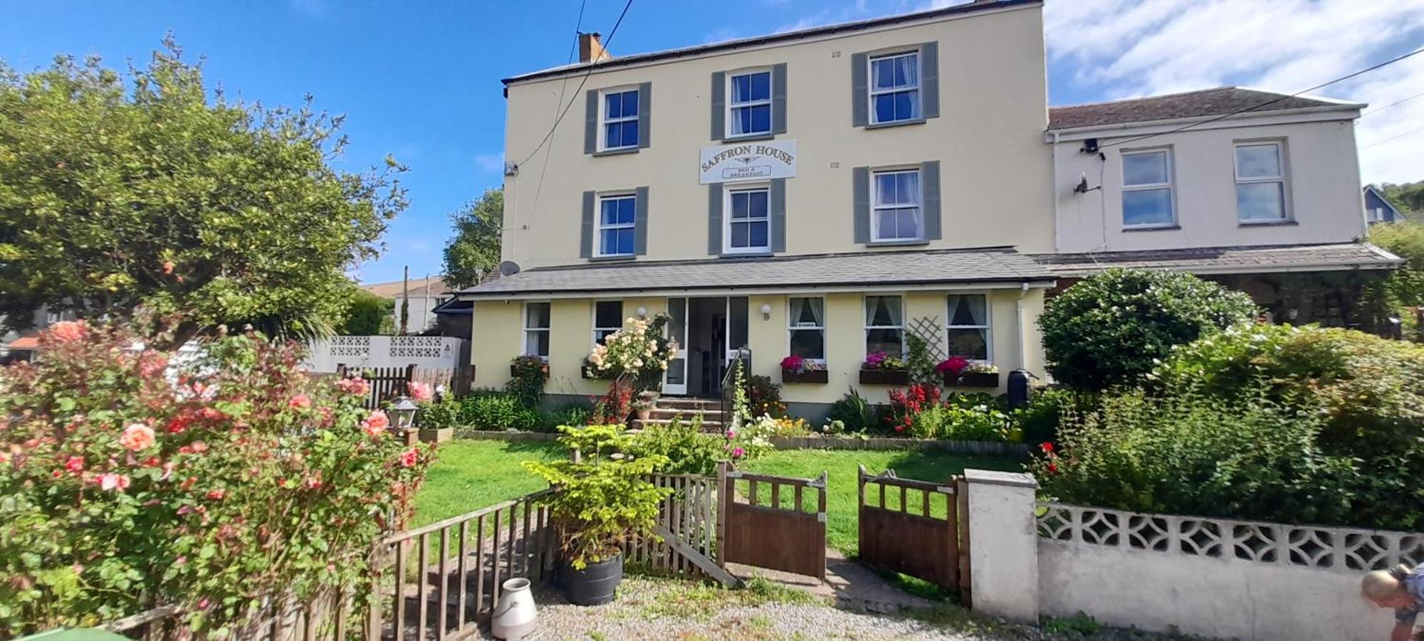 Bed and Breakfast Saffron House Combe Martin Exterior foto