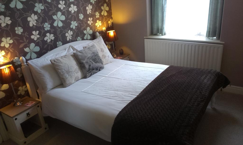 Bed and Breakfast Saffron House Combe Martin Exterior foto